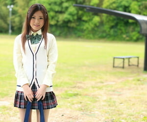 Sexy Asia schoolgirl Miu..