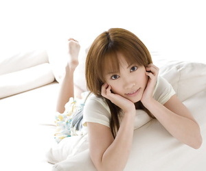 Aziatische tiener Cutie Reika Shina