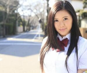 Asian schoolgirl Risa..